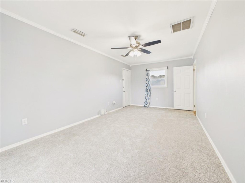 Photo 25 of 43 residential for sale in Virginia Beach virginia