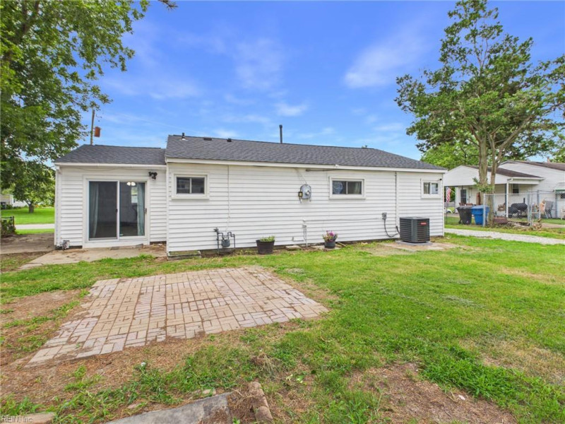 Photo 32 of 43 residential for sale in Virginia Beach virginia