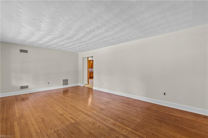 Photo 10 of 40 residential for sale in Portsmouth virginia Photo 10 of 40 residential for sale in Portsmouth virginia