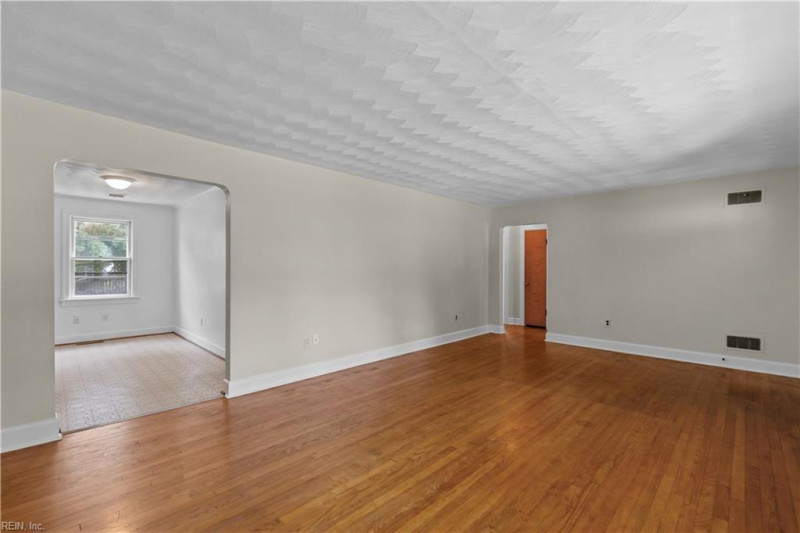 Photo 9 of 40 residential for sale in Portsmouth virginia Photo 9 of 40 residential for sale in Portsmouth virginia
