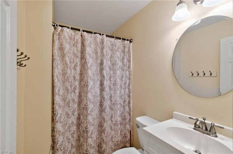 Photo 12 of 35 residential for sale in Newport News virginia
