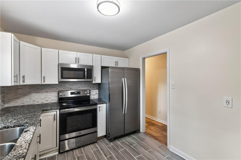 Photo 14 of 35 residential for sale in Newport News virginia