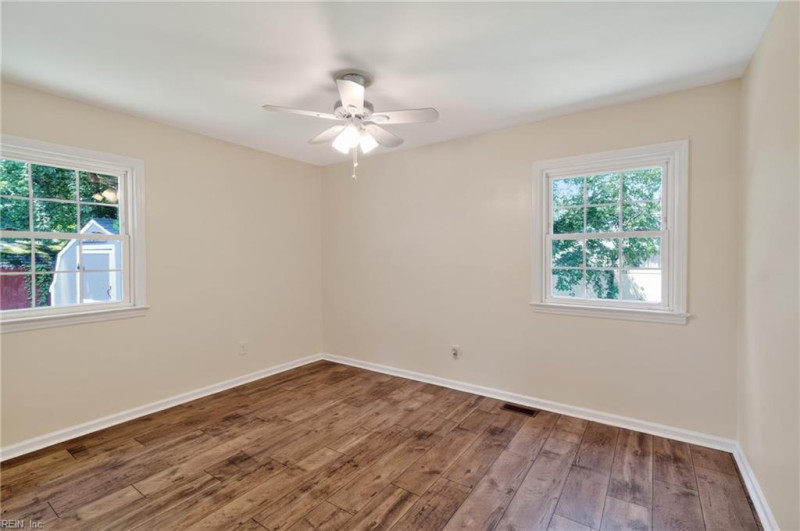Photo 19 of 35 residential for sale in Newport News virginia