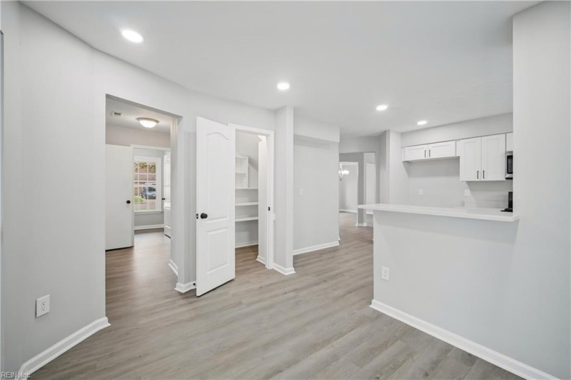 Photo 17 of 50 residential for sale in Virginia Beach virginia