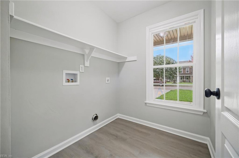 Photo 24 of 50 residential for sale in Virginia Beach virginia