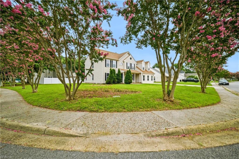 Photo 5 of 50 residential for sale in Virginia Beach virginia