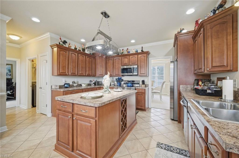 Photo 17 of 48 residential for sale in Chesapeake virginia Photo 17 of 48 residential for sale in Chesapeake virginia