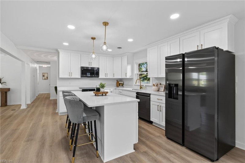 Photo 12 of 29 residential for sale in Chesapeake virginia