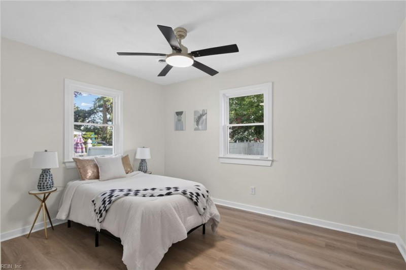 Photo 22 of 29 residential for sale in Chesapeake virginia