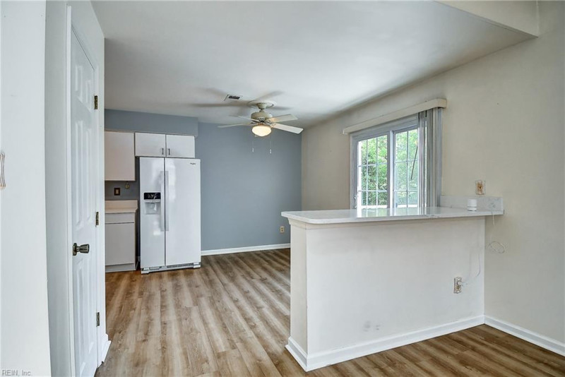 Photo 12 of 50 residential for sale in Chesapeake virginia Photo 12 of 50 residential for sale in Chesapeake virginia
