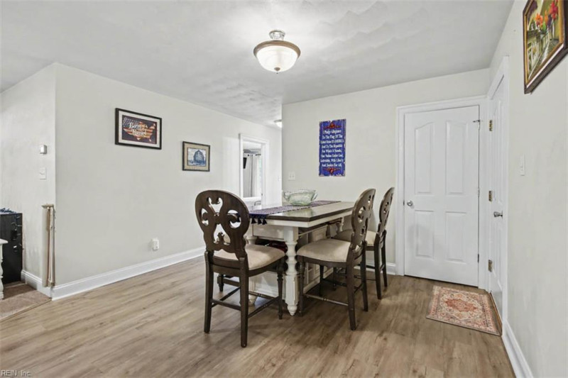 Photo 9 of 41 residential for sale in Chesapeake virginia Photo 9 of 41 residential for sale in Chesapeake virginia
