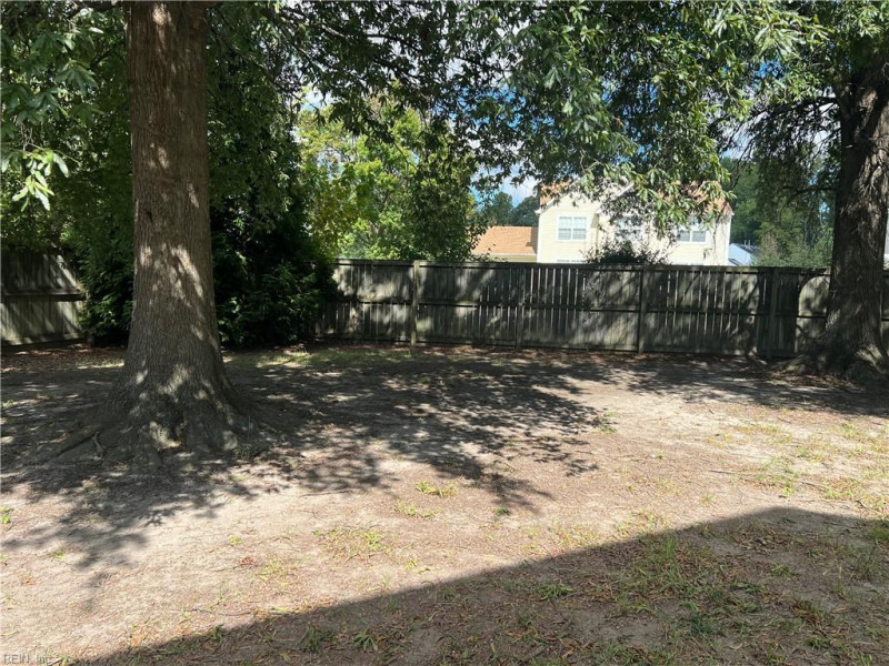 Photo 39 of 42 residential for sale in Chesapeake virginia Photo 39 of 42 residential for sale in Chesapeake virginia