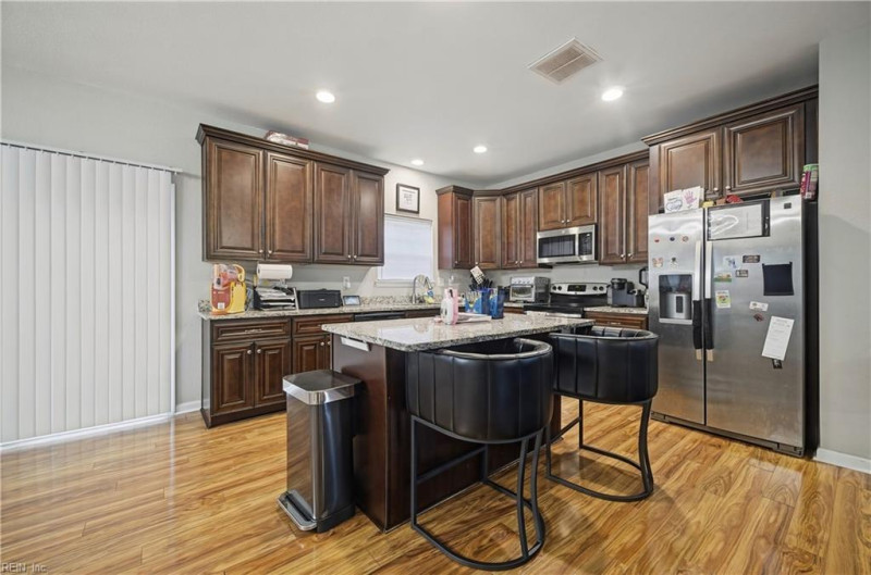 Photo 13 of 38 residential for sale in Norfolk virginia