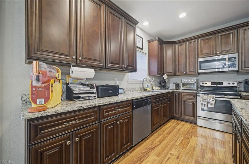 Photo 18 of 38 residential for sale in Norfolk virginia