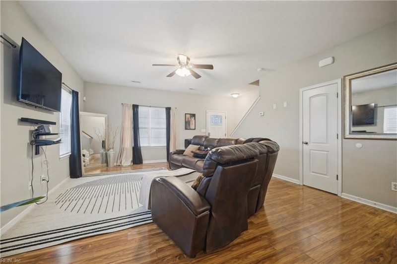 Photo 8 of 38 residential for sale in Norfolk virginia