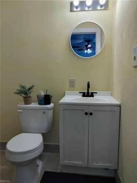 Photo 12 of 31 residential for sale in Suffolk virginia