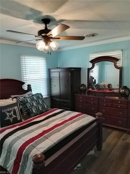 Photo 15 of 31 residential for sale in Suffolk virginia