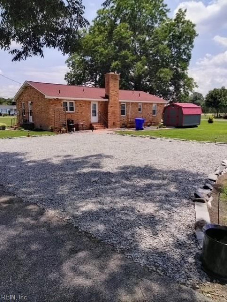 Photo 23 of 31 residential for sale in Suffolk virginia
