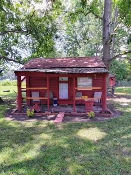 Photo 28 of 31 residential for sale in Suffolk virginia