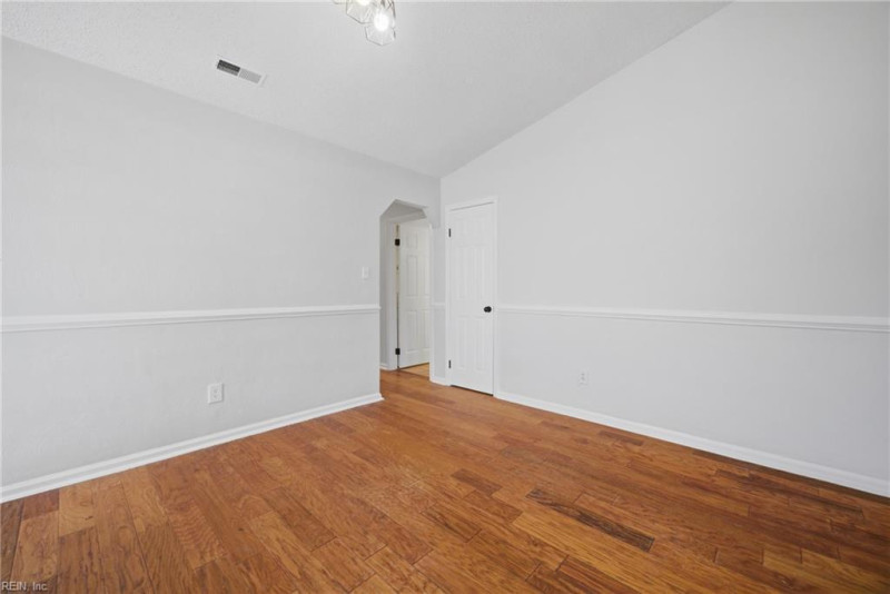 Photo 15 of 27 residential for sale in Virginia Beach virginia