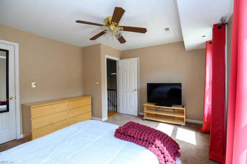 Photo 26 of 32 residential for sale in Virginia Beach virginia