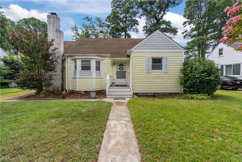Photo 1 of 28 residential for sale in Norfolk virginia