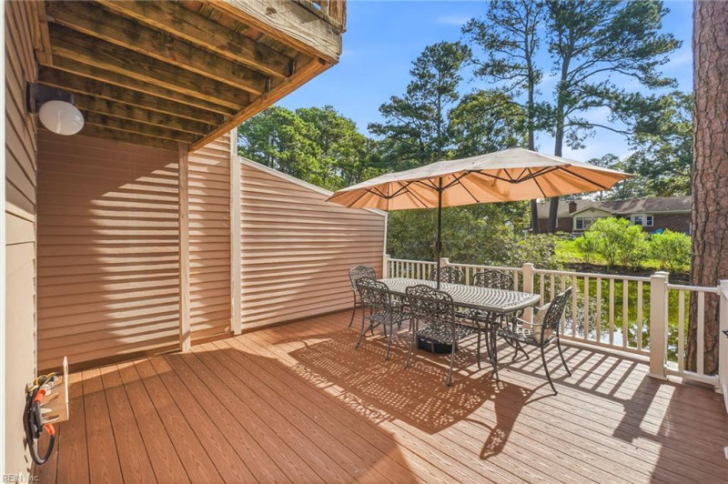 Photo 10 of 38 residential for sale in Virginia Beach virginia