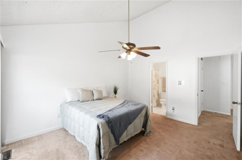 Photo 20 of 38 residential for sale in Virginia Beach virginia