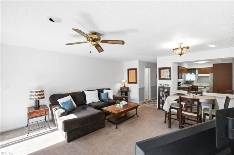 Photo 6 of 38 residential for sale in Virginia Beach virginia