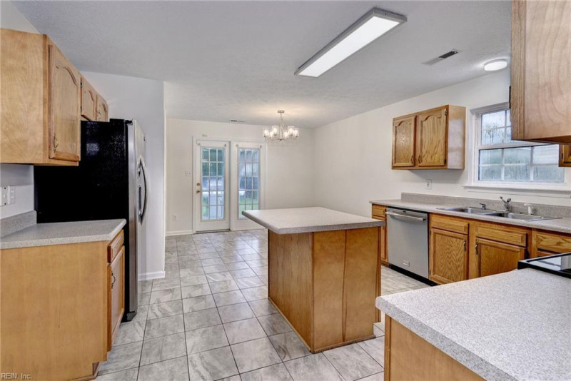 Photo 7 of 36 residential for sale in Hampton virginia Photo 7 of 36 residential for sale in Hampton virginia