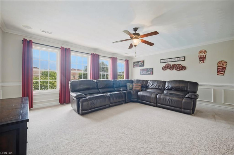 Photo 16 of 49 residential for sale in Virginia Beach virginia
