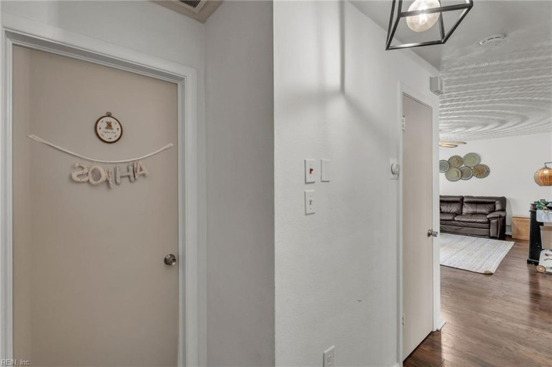 Photo 13 of 34 residential for sale in Norfolk virginia Photo 13 of 34 residential for sale in Norfolk virginia