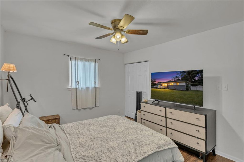 Photo 17 of 34 residential for sale in Norfolk virginia Photo 17 of 34 residential for sale in Norfolk virginia