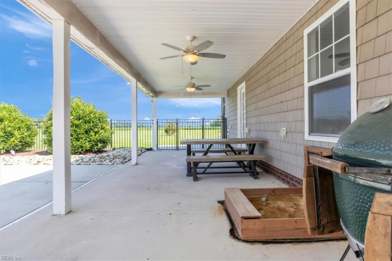 Photo 22 of 50 residential for sale in Chesapeake virginia