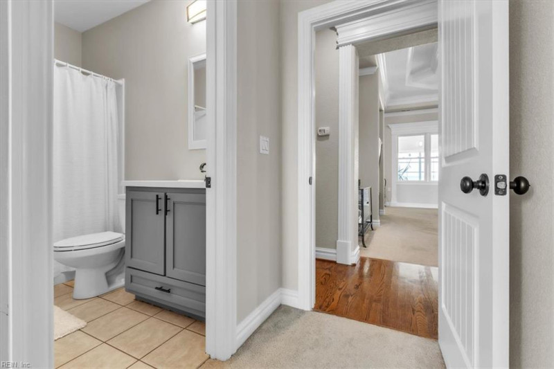 Photo 34 of 50 residential for sale in Chesapeake virginia