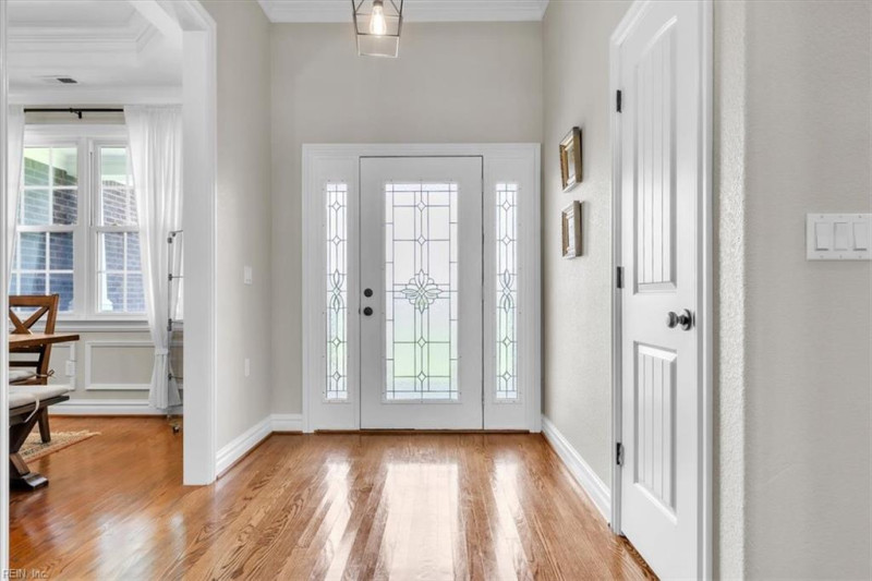 Photo 5 of 50 residential for sale in Chesapeake virginia