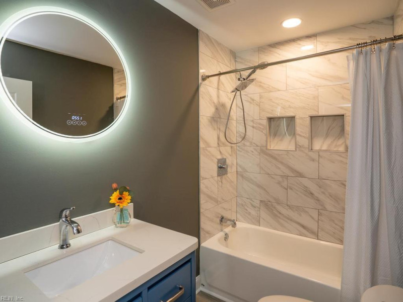 Photo 20 of 31 residential for sale in Norfolk virginia