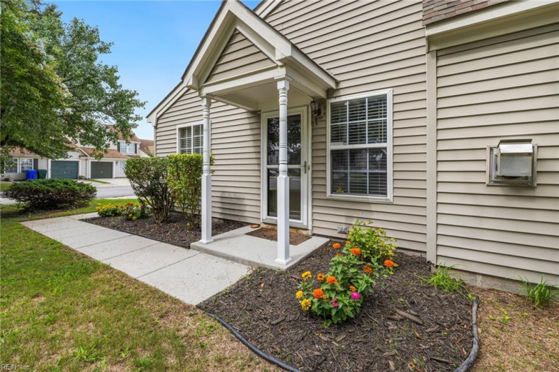 Photo 2 of 31 residential for sale in Suffolk virginia Photo 2 of 31 residential for sale in Suffolk virginia