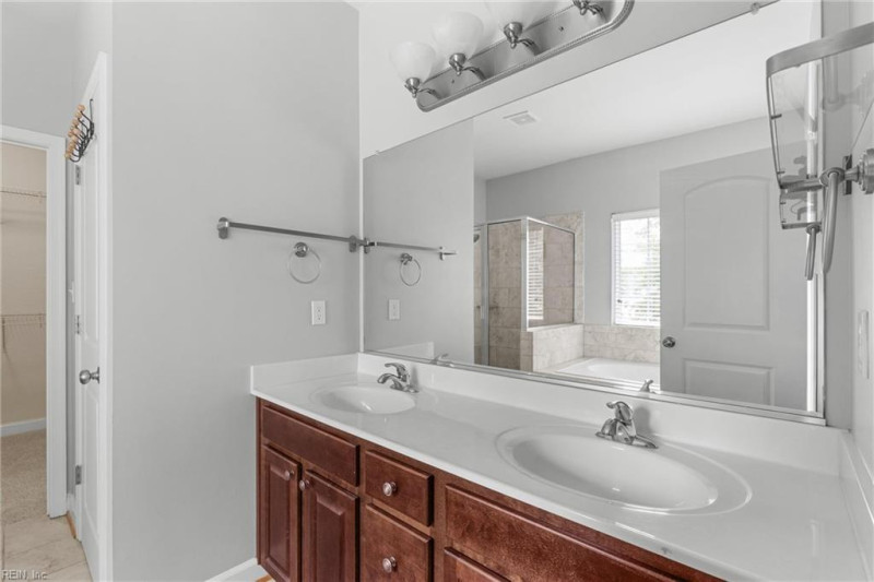 Photo 11 of 20 residential for sale in Virginia Beach virginia
