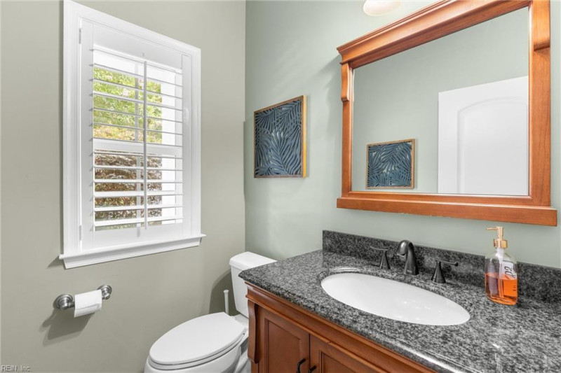 Photo 4 of 20 residential for sale in Virginia Beach virginia