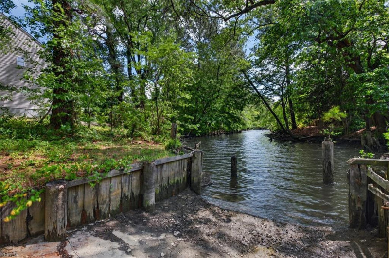 Photo 2 of 25 residential for sale in Chesapeake virginia Photo 2 of 25 residential for sale in Chesapeake virginia