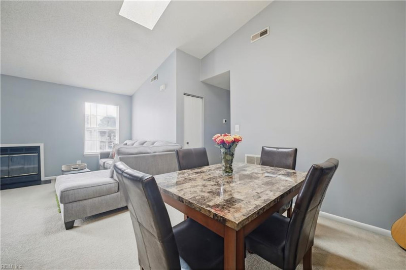 Photo 7 of 21 residential for sale in Virginia Beach virginia