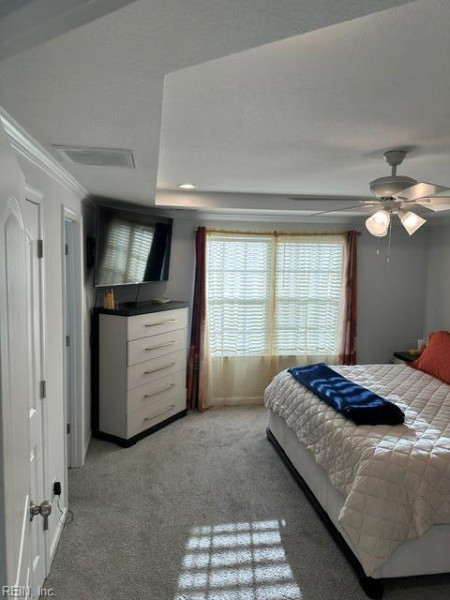 Photo 10 of 24 residential for sale in Portsmouth virginia