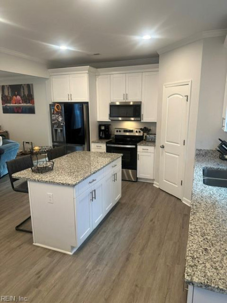 Photo 5 of 24 residential for sale in Portsmouth virginia