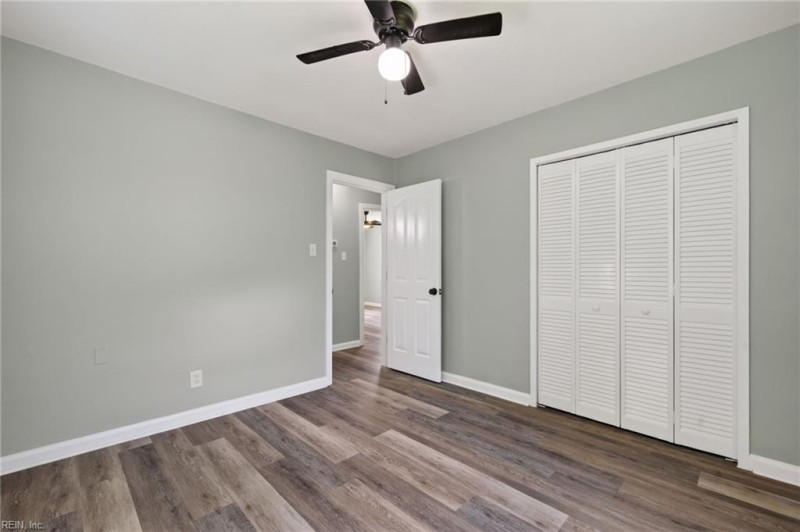 Photo 13 of 18 residential for sale in Portsmouth virginia
