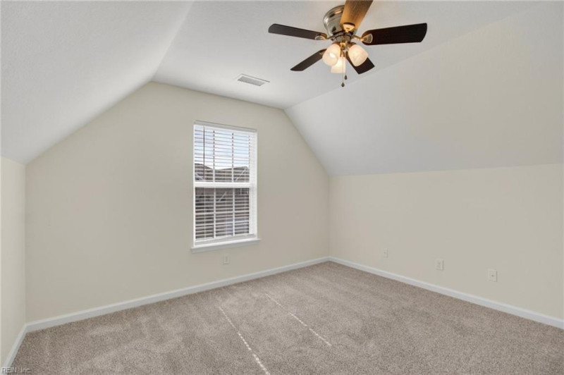 Photo 19 of 36 residential for sale in Portsmouth virginia