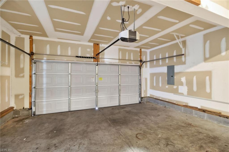Photo 34 of 36 residential for sale in Portsmouth virginia