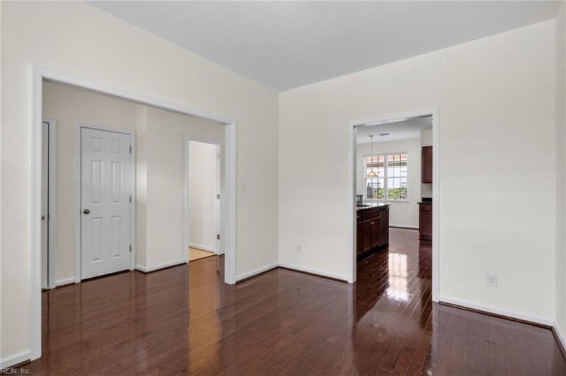 Photo 7 of 36 residential for sale in Portsmouth virginia