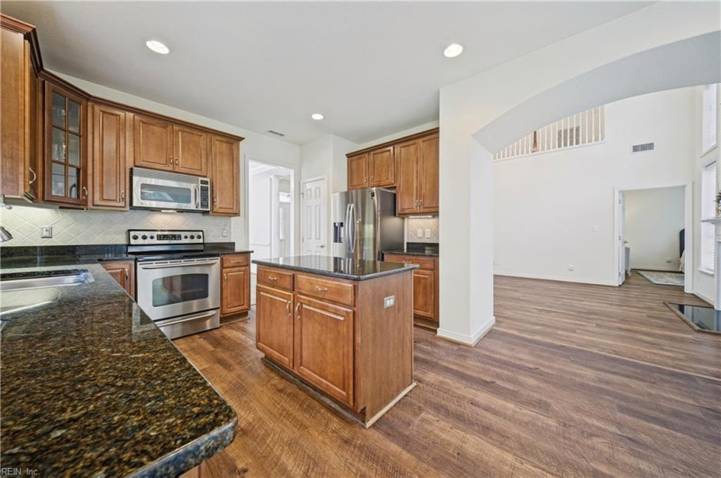 Photo 5 of 50 residential for sale in Chesapeake virginia Photo 5 of 50 residential for sale in Chesapeake virginia