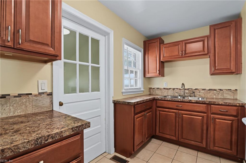 Photo 11 of 37 residential for sale in Norfolk virginia Photo 11 of 37 residential for sale in Norfolk virginia
